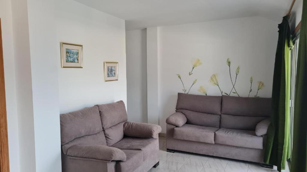Apartamentos El Valle Frontera Bagian luar foto